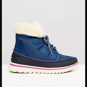 Sorel Sherpa Lined Boots